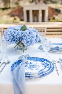 blue wedding flower ideas