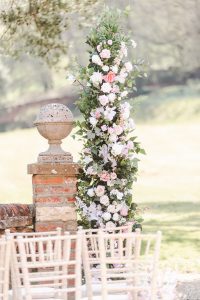 Country garden deconstructed arch pink