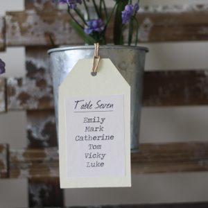 rustic table plan with flower pots