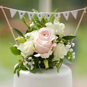 mr and mrs mini bunting wedding cake topper