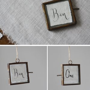 tiny frames for wedding escort cards