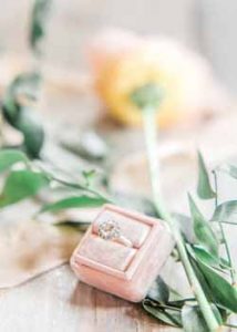 ivory peach and foliage wedding ideas and decoations