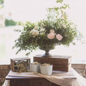 Confetti Petal Table Bagno Vignoni Tuscany Destination wedding