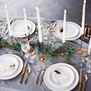 chirstmas table gold and grey