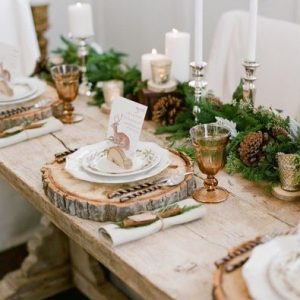 chirstmas table woodland