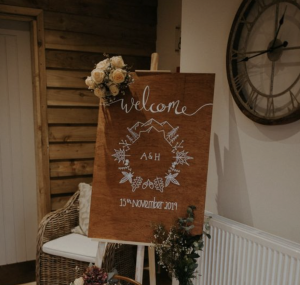 welcome wedding signs