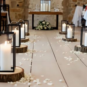 rustic-weddings-tree-slices-for-weddings